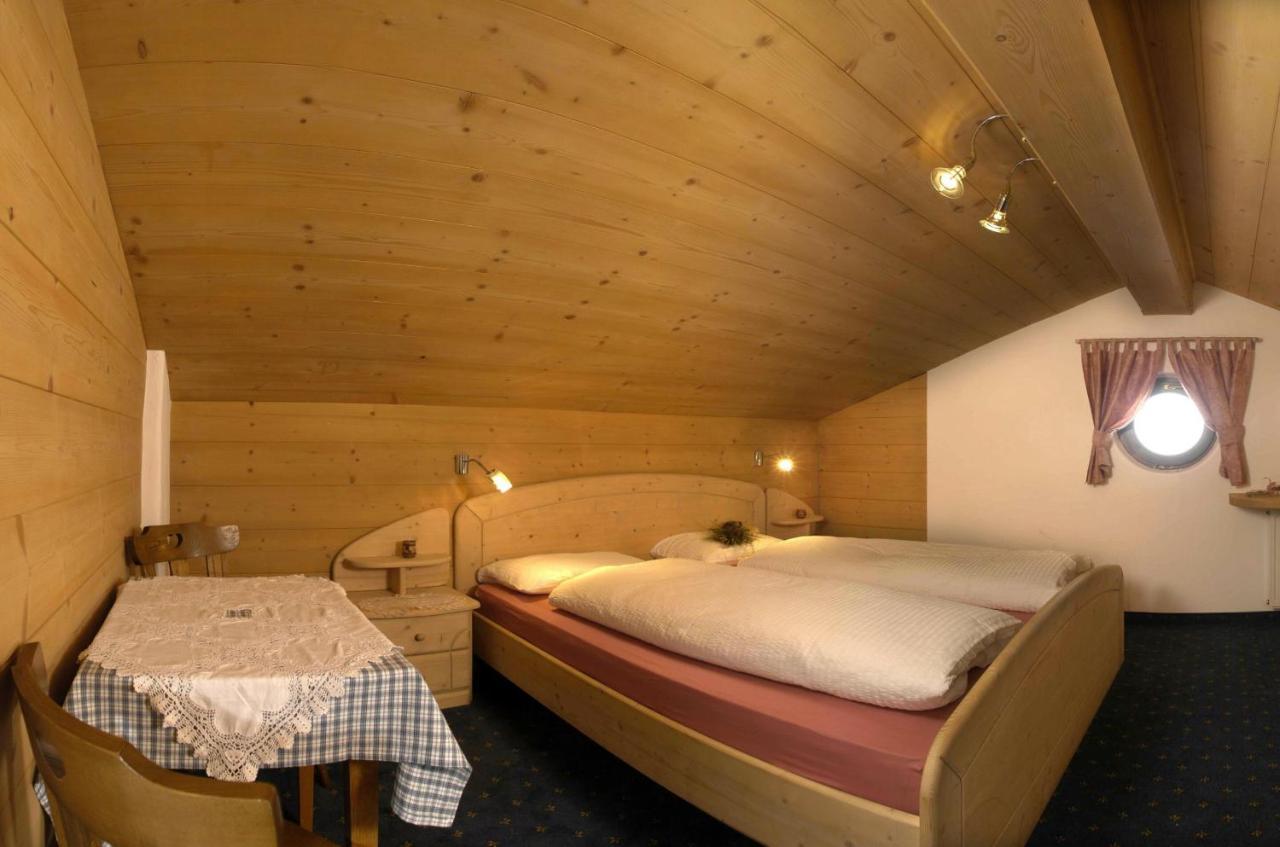 Agriturismo Apartments Tuene Ortisei Exteriér fotografie