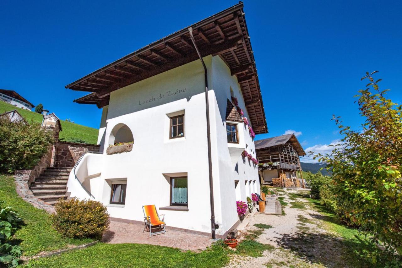 Agriturismo Apartments Tuene Ortisei Exteriér fotografie