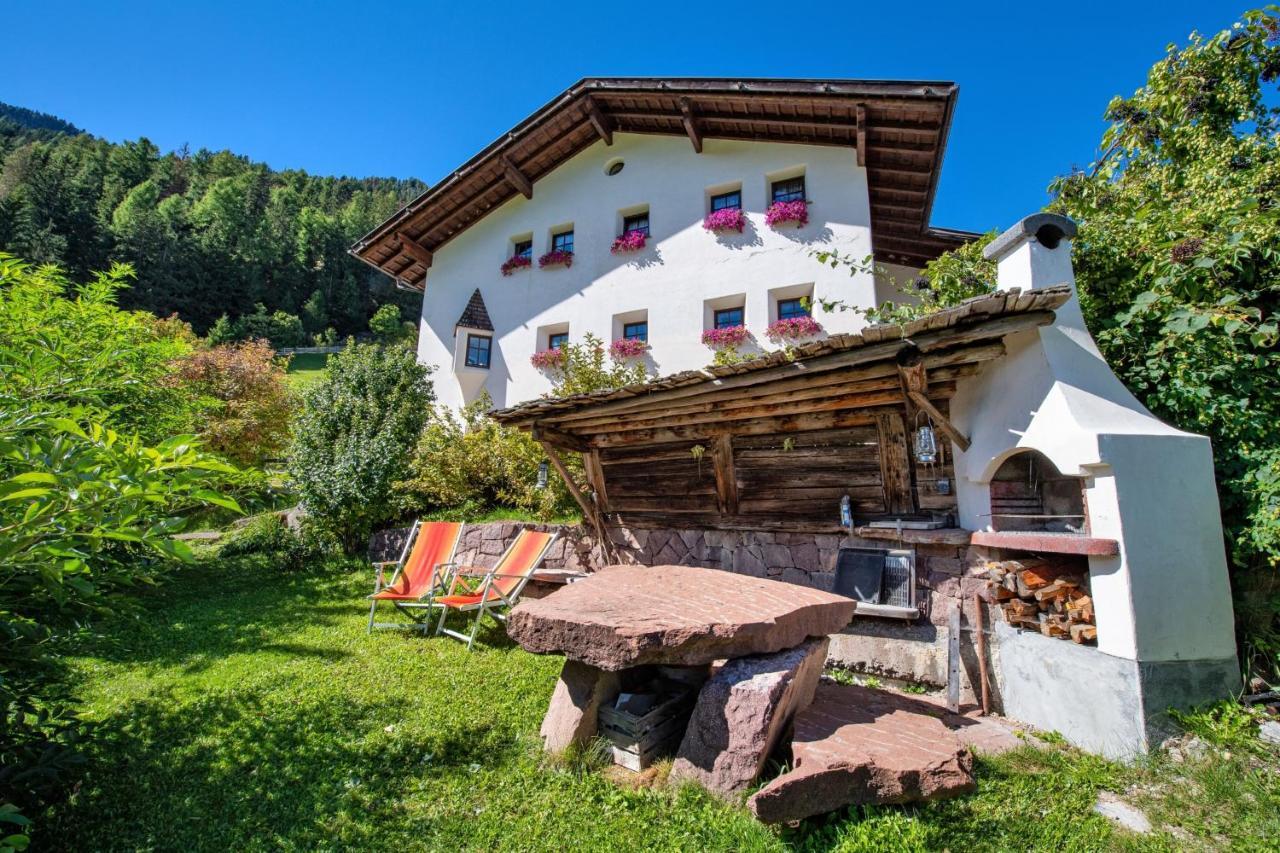Agriturismo Apartments Tuene Ortisei Exteriér fotografie