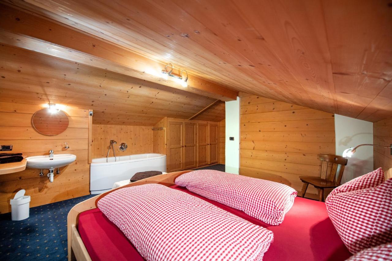Agriturismo Apartments Tuene Ortisei Exteriér fotografie